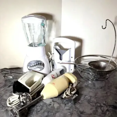 Oster Multi-speed Push-button Blender, Electric Hand Mixers, Chrome Ware | Tested