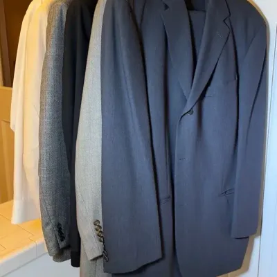 Men’s Suits Size 40: Hugo Boss, Bloomingdales, Nordstrom | Excellent Condition