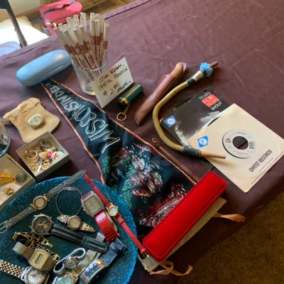 Estate sale photo
