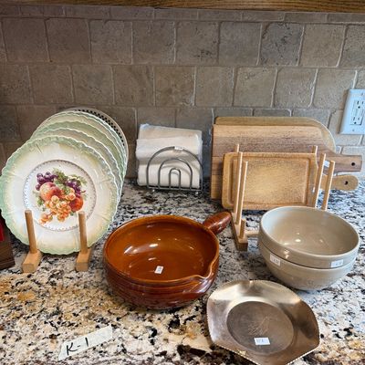 Sale Photo Thumbnail #95: Autumn leaf, Bowls, Mikasa Dishes and more.