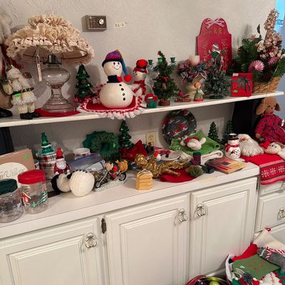 Sale Photo Thumbnail #146: Christmas Santa, Snowman, and more.