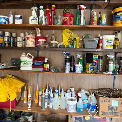 Sale Photo Thumbnail #197: Hedge Trimmer and paint and Misc