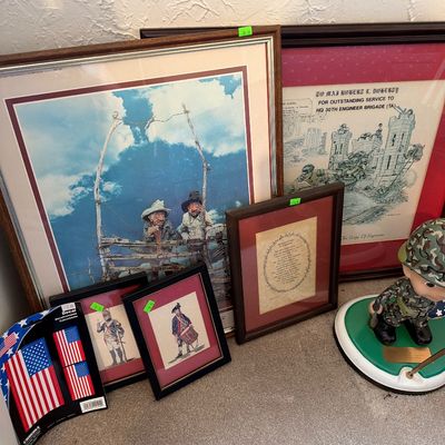 Sale Photo Thumbnail #132: Military pictures, Figure and more.