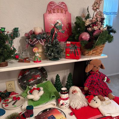 Sale Photo Thumbnail #149: Christmas Santa, Snowman, and more.
