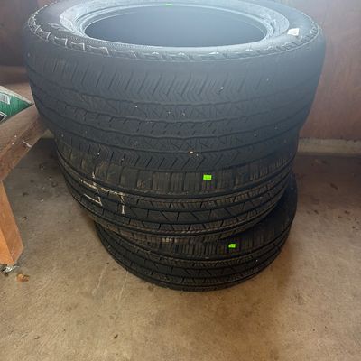 Sale Photo Thumbnail #276: Three tires Cooper, and hannkook