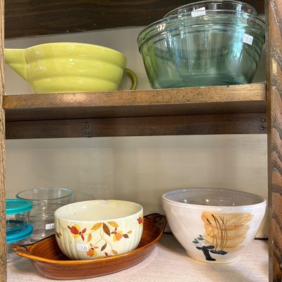 Sale Photo Thumbnail #96: Autumn leaf, Bowls, Mikasa Dishes and more.
