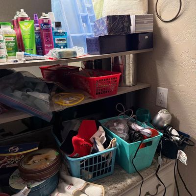 Sale Photo Thumbnail #29: Hairdryers, Hairspray, Medical equipment and more.