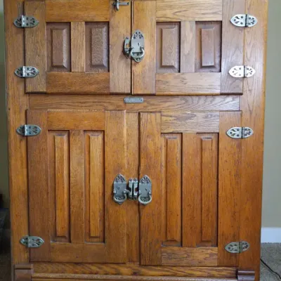 Puritan Wood Icebox