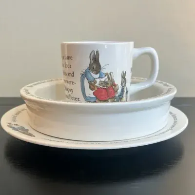 Wedgwood Peter Rabbit Children's 3-Piece Nursery Dish Set 