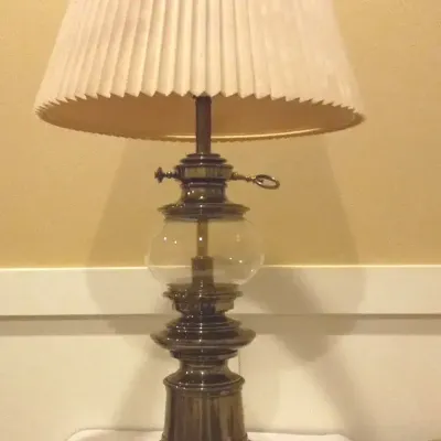 Stiffel (?) Brass Table w/A Clear Glass Center Reservoir & Pleated Shade