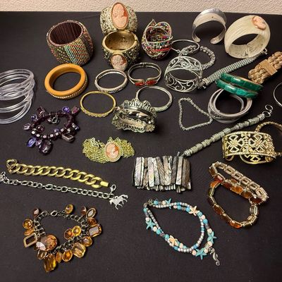 Sale Photo Thumbnail #484