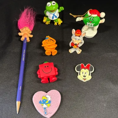 VTG 80s 90s Toys - Chuck E Cheese, Muppet Babies Kermit, Mr Men, Smurfs Eraser, Troll Pencil, Minnie