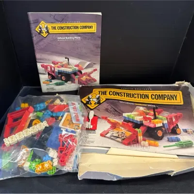 VTG 1985 Parker Brothers The Construction Company Job 3000 Intermediate Building Set w Manual