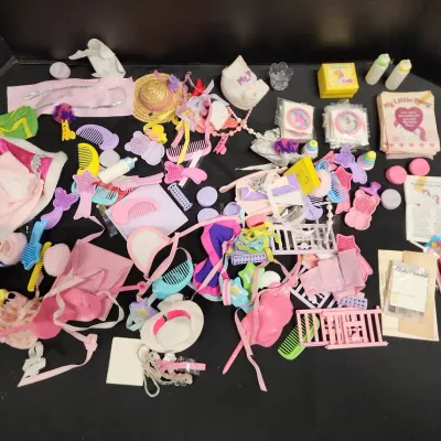 My Little Pony Mystery - Vintage My Little Pony Clothing, Playsets, Accessories, Brushes, Combs,