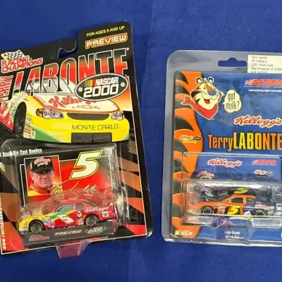 2 NASCAR Terry Labonte Die Cast Cars - Kelloggs, 5, Got Milk, NASCAR 2000, Preview, Action