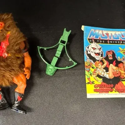 VTG Masters of the Universe Grizzlor Figure w Crossbow & Mini Comic - MOTU, Mattel, He-Man