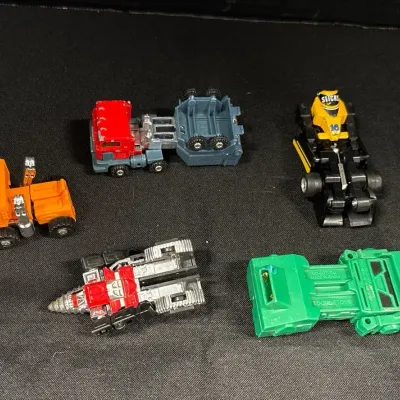 VTG Toys - Transformers Huffer, GoBots Road Ranger, Slicks, Screw Head, Tootsietoy Bubble Man