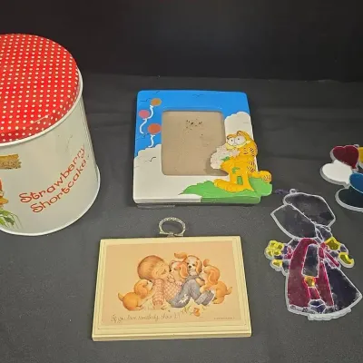 Vintage Kid's Items - Strawberry Shortcake Tin, Garfield Frame, Suncatchers & Plaque
