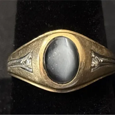 Vintage Men's 10KP Gold Signet Ring - Size 10, Grey Cat's Eye, 4.45g