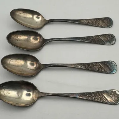 Antique Victorian Silverplate Teaspoons - Pairpoint Mfg. Co. Floral Scroll Pattern (Set of 4)