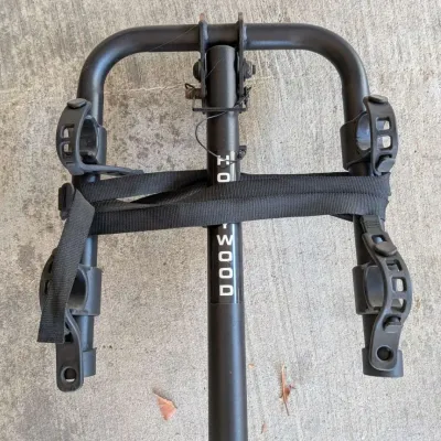 Hollywood Racks Hitch Mount Bike Rack – 2-Bike Carrier (Model CM-A4830)
