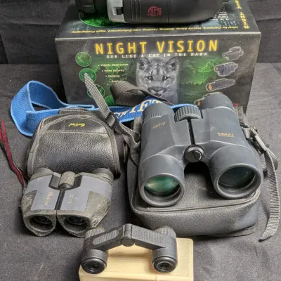 Binoculars Night Vision Scope Lot Swift Eaglet Galileo Optics With Cases - UNTESTED
