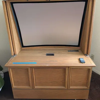 Vintage Mitsubishi Projection TV Console with Folding Cabinet Doors & Remote