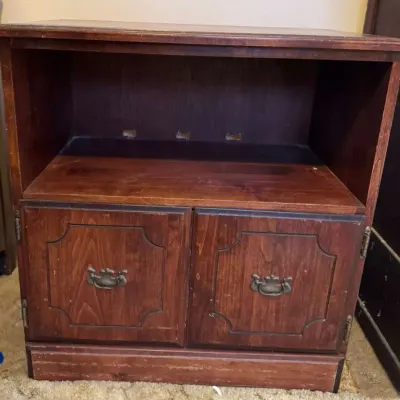 Vintage Traditional Wooden Media Stand Console Cabinet