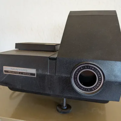 Vintage Sawyer’s Projector / Viewer Dual 35mm Slide Unit w/ Metal Case
