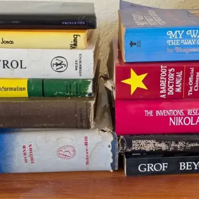 Science Medical Book Lot Anatomy Atlas Pharmacology Feynman Tesla Writings