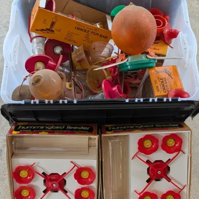 Vintage Bird Feeder Lot – Perky-Pet Hummingbird Feeders (NOS) & Brown's Original Oriole Fun Bars