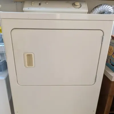 Vintage Maytag Dependable Care Quiet Plus Heavy Duty Electric Clothes Dryer – Model LDE9606ACM