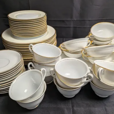 Meito China Gold Rim Dinnerware Set Hand Painted Japan Bowls Plates