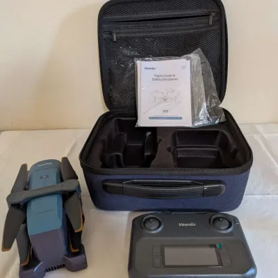 Veeniix V11 Drone GPS Camera Quadcopter Remote Case Spare Battery Blades - UNTESTED