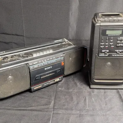 Vintage Sony Boombox Mega Bass Reel Talk RT-101 Radio Cassette Recorder - UNTESTED