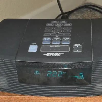 Sale Photo Thumbnail #3: Bose wave radio