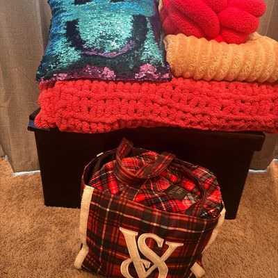 Sale Photo Thumbnail #179
