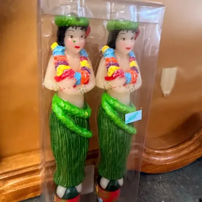 Pair of Hawaiian hula girl figural candles