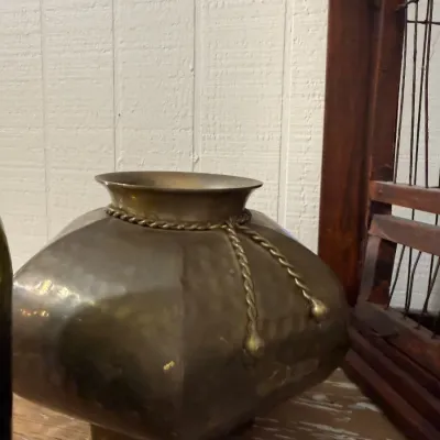 Hammered brass vase with rope swag detail