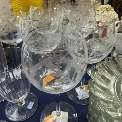 Set of etched crystal balloon wine glasses