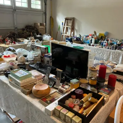 Estate sale photo