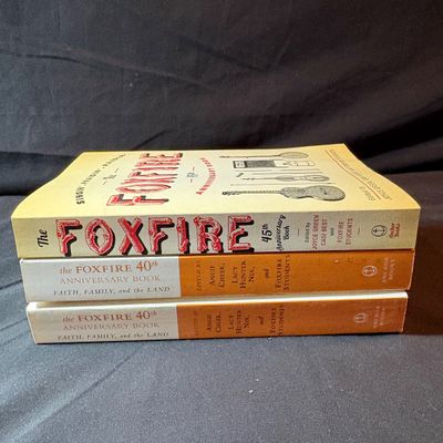 Large Collection of Foxfire Books (LR1-SF)