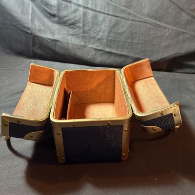 Vintage Lisette NY Train Cases (LR2-SF)