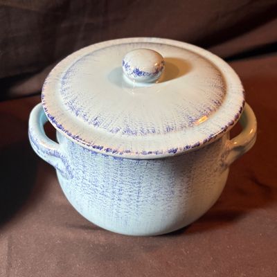 Hues of Blues Pottery Collection (LR1-SF)