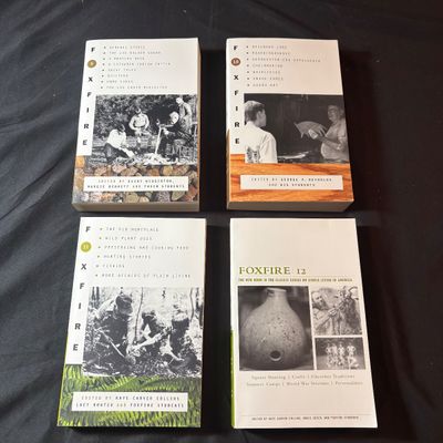 Large Collection of Foxfire Books (LR1-SF)