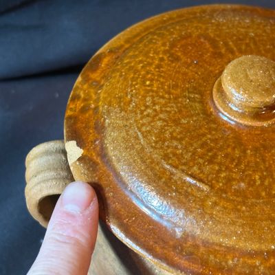 Earth Toned Pottery Ft. Brown Pottery, StoneWave, & More (LR1-SF)