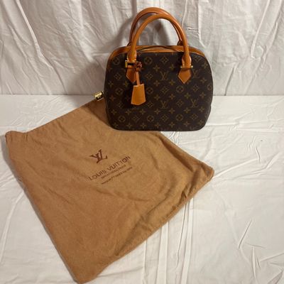 Louis Vuitton Monogram Alma Handbag with Dust Bag (PBC1-KA)