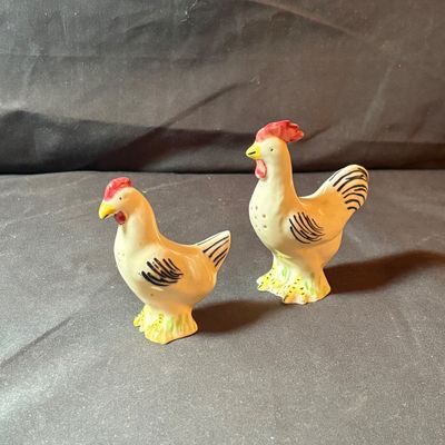 Homco, Carolina Pottery Rooster Figurines & More (LR1-SF)
