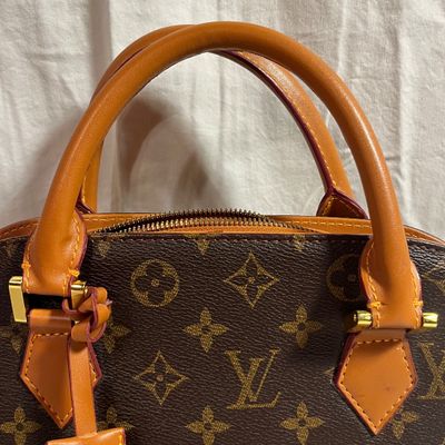 Louis Vuitton Monogram Alma Handbag with Dust Bag (PBC1-KA)