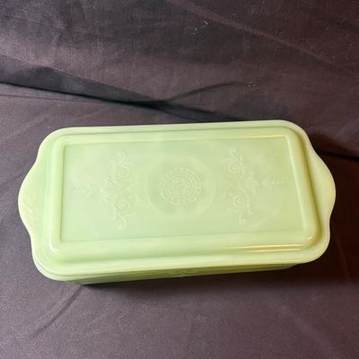 Vintage Refrigerator Storage Ft. Fire King Jadeite Philbe Loaf Pan (LR1-SF)